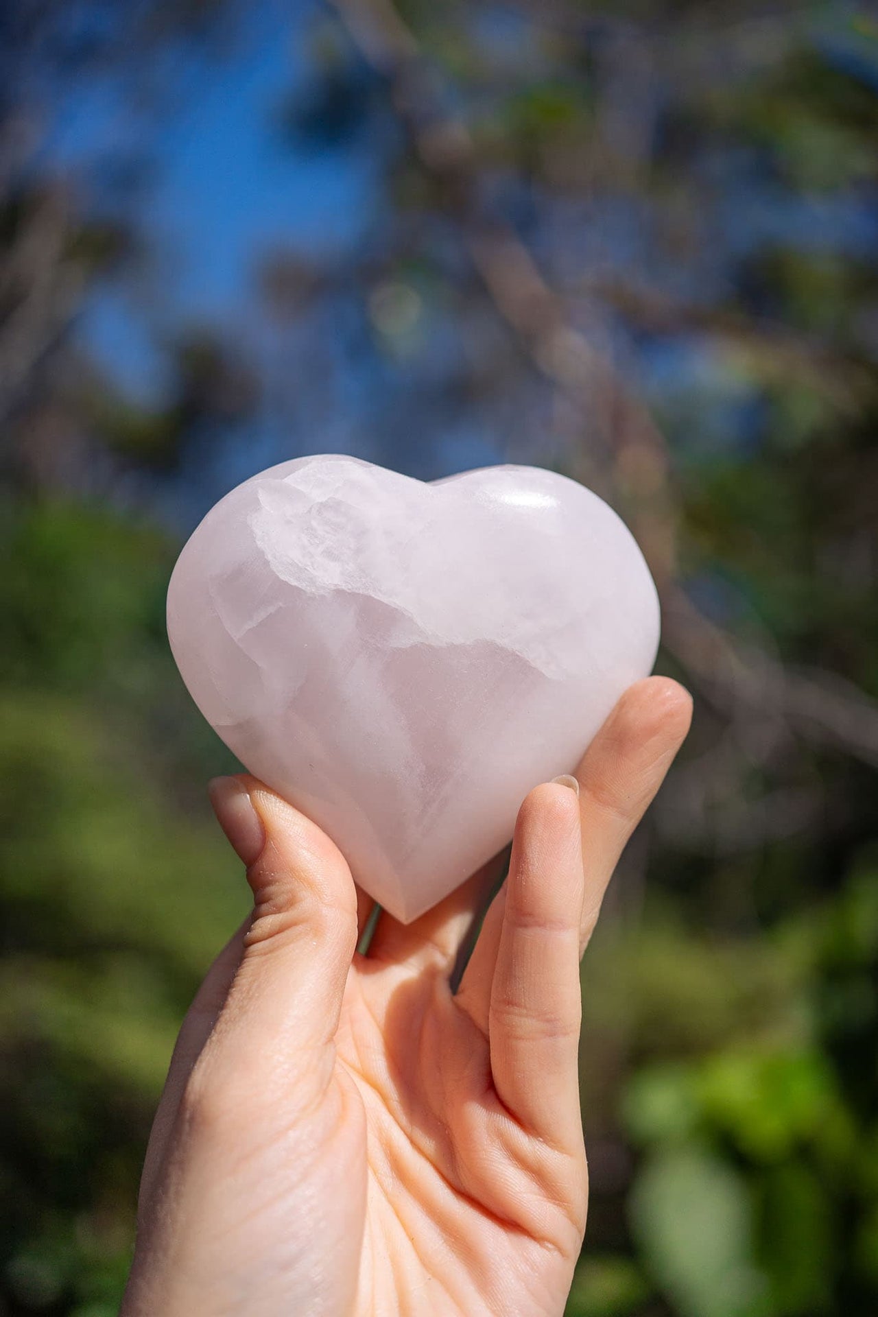 Mangano Calcite Heart