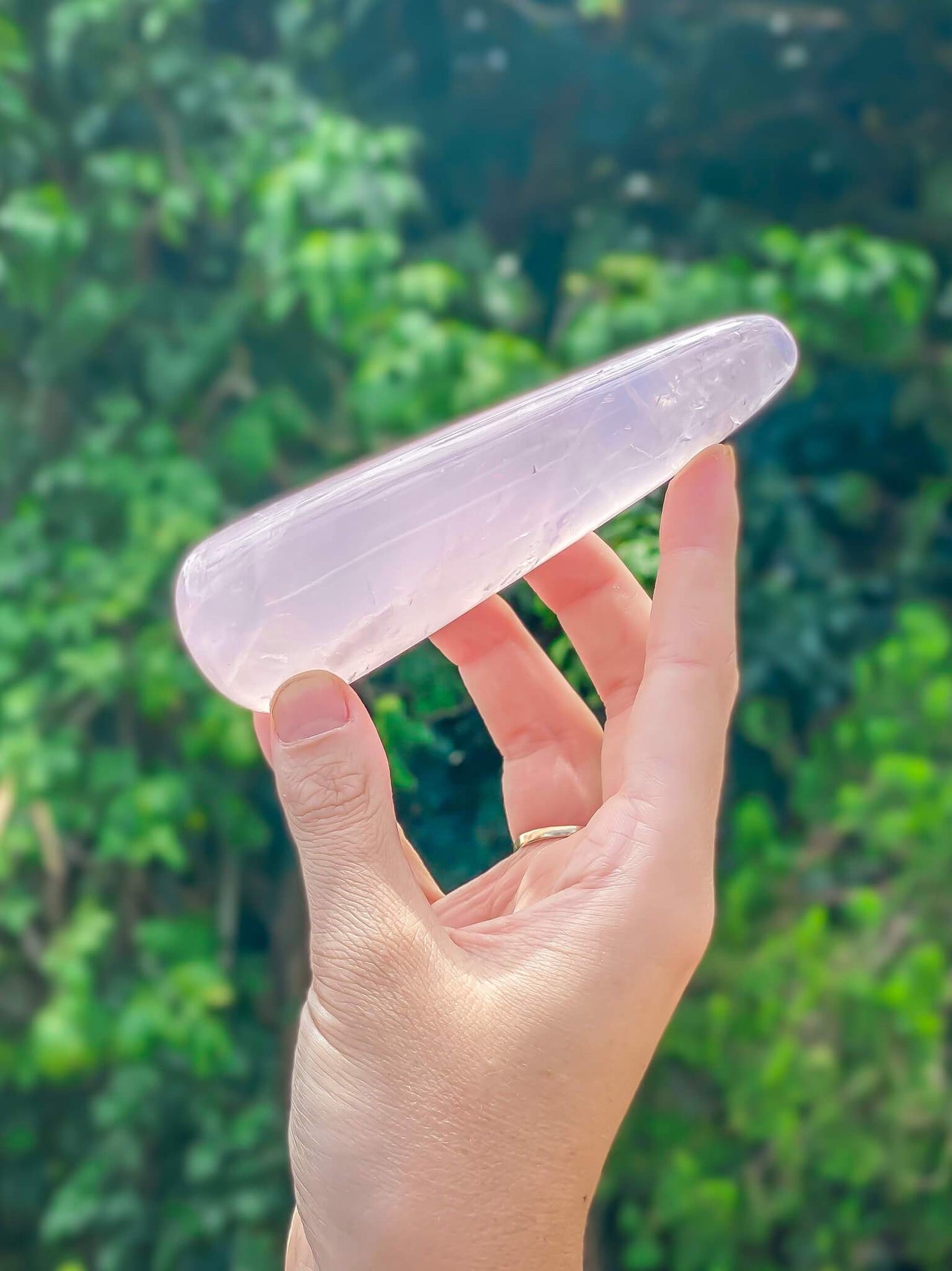 Rounded Rose Quartz Wand